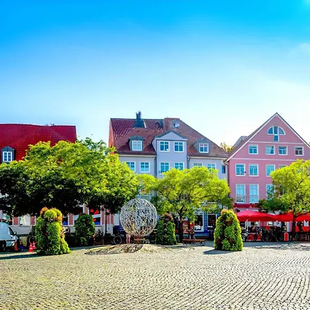 Jolle Mit Balkon Und Mueritzblick Apartment